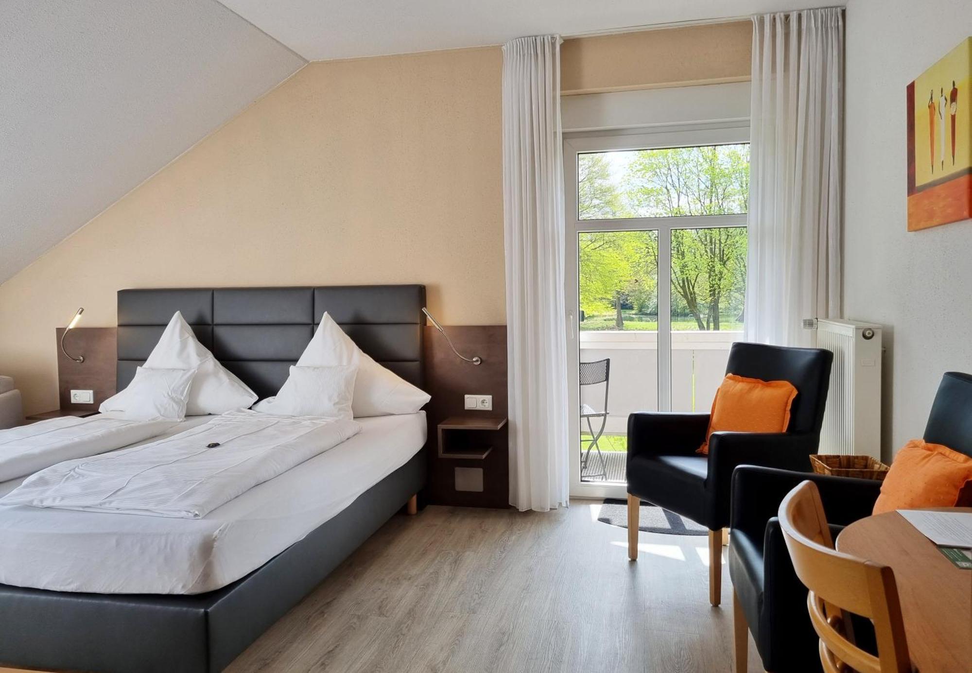 Hotel Dat Greune Eck Soltau Exterior photo